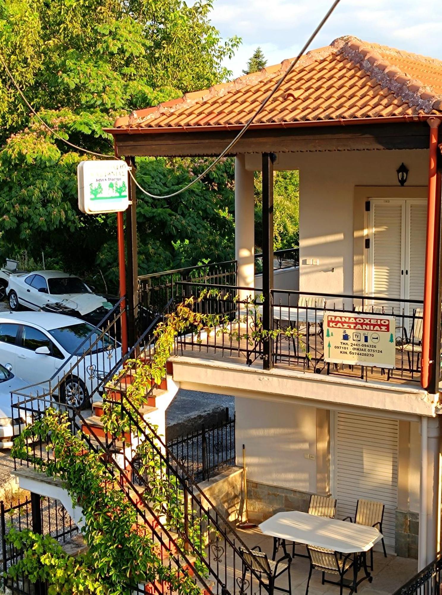 Πανδοχείο Λίμνης Πλαστήρα Hotell Kastanéa Eksteriør bilde